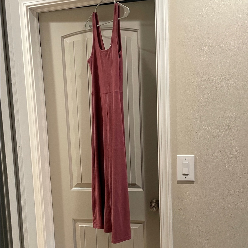 Treasure & Bond Sleeveless Maxi Dress in Mauve